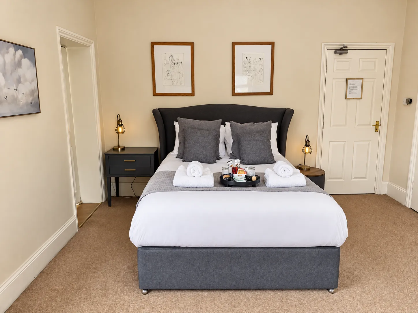 Green Room king-size bed with a charcoal headboard