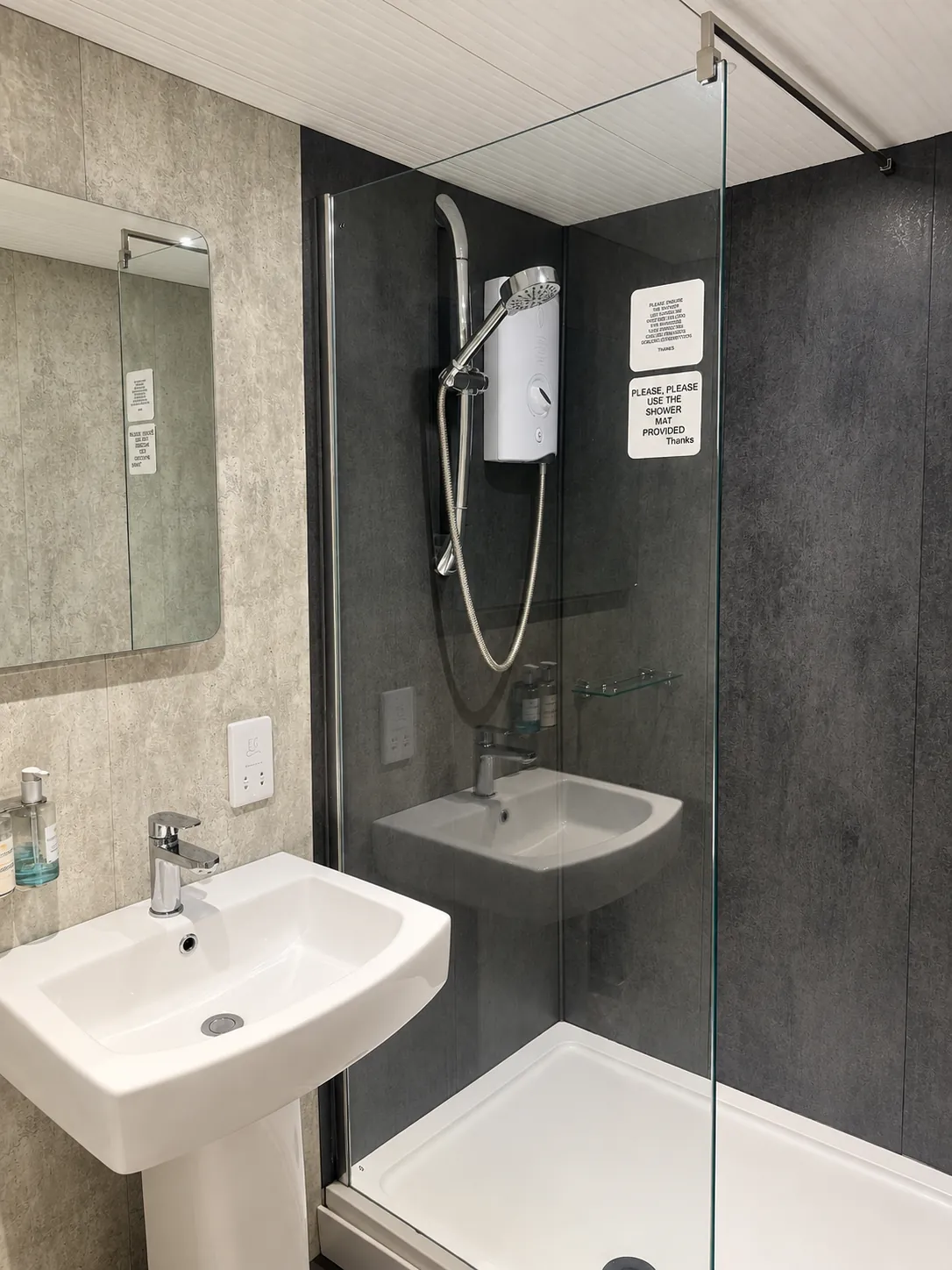 Room 3 en-suite shower and basin